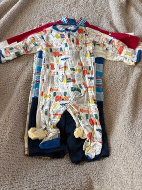 B61 Magnetic Me Modal Footie, GUC NB